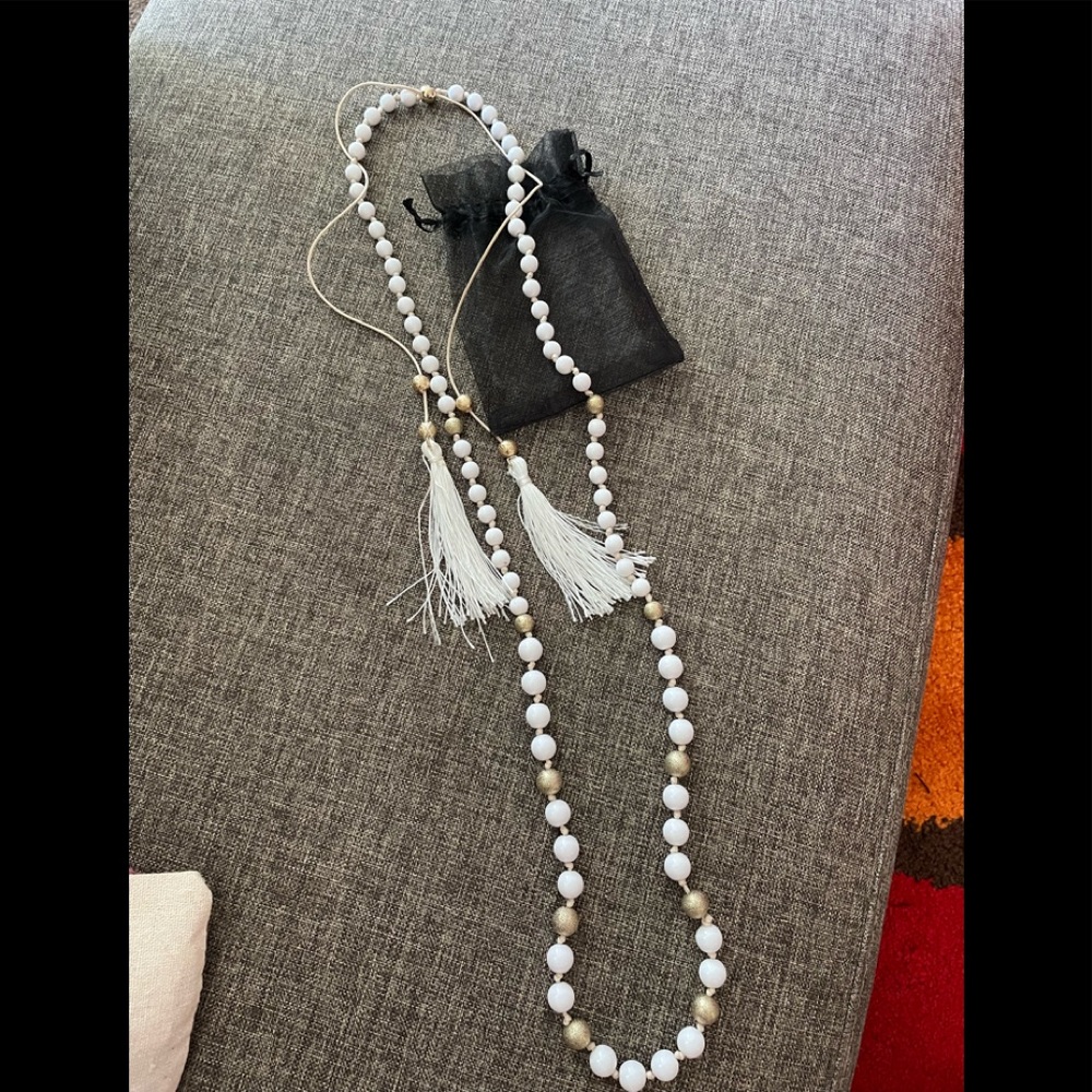 🎁3/$30 Plastic boho beaded necklace